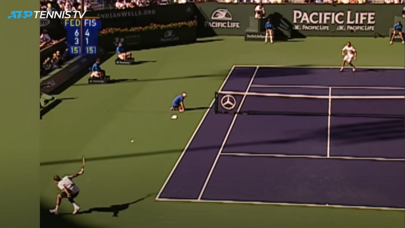 Federer ou l'art de ne pas se servir du filet. Son adversaire Mardy Fish le poisson peut le remercier.