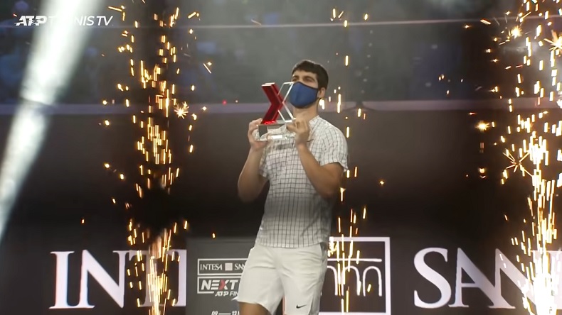Carlos Alcaraz remporte avec la manière le Masters NextGen 2021.