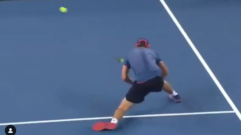 La vitesse d'Alex de Minaur est impressionnante.