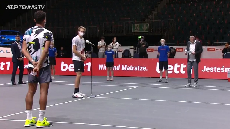 La classe d'Alexander Zverev envers Félix Auger-Aliassime au tournoi de Cologne 2020.