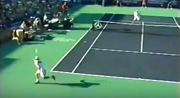 Le revers à une main d'Andy Roddick est plutôt efficace.