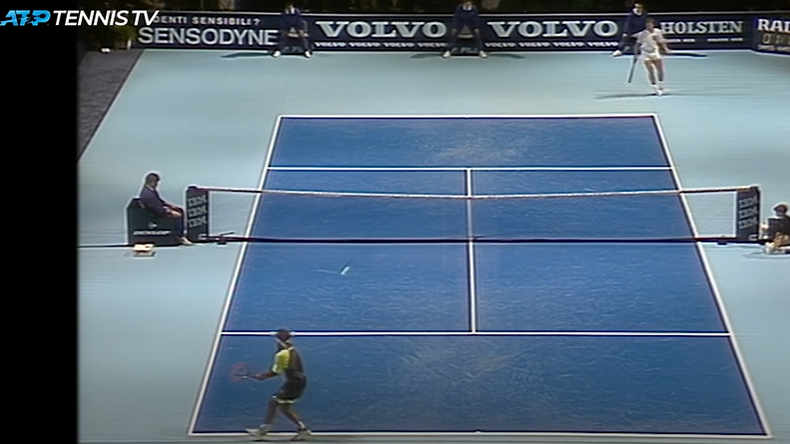 Un top 10 génial des plus beaux points d'Agassi.
