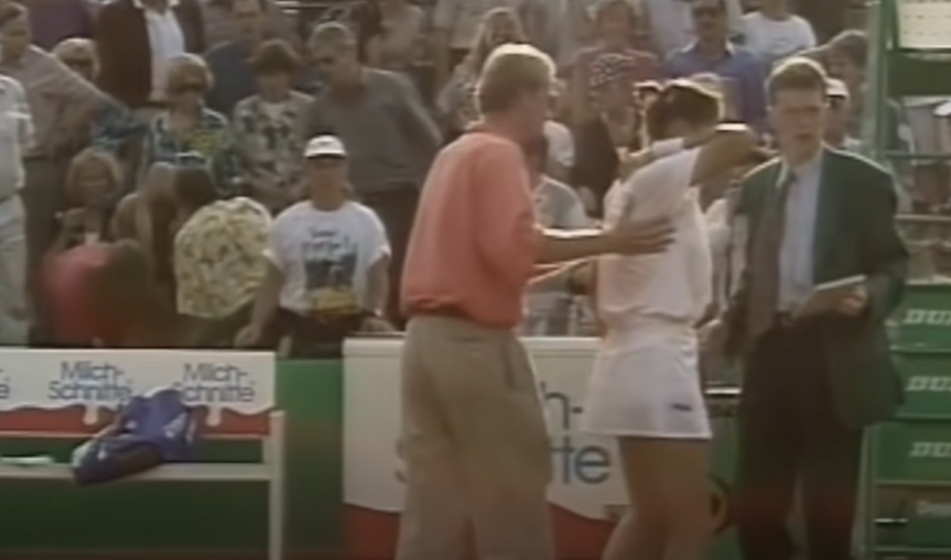Le tournoi d'Hambourg 1993 a été le théâtre d'un des plus grands drames du tennis. Monica Seles s'était fait poignarder en plein match.