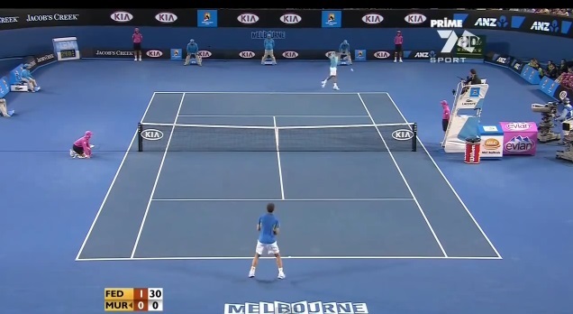 Une compilation de dix coups de fusil de Roger Federer.