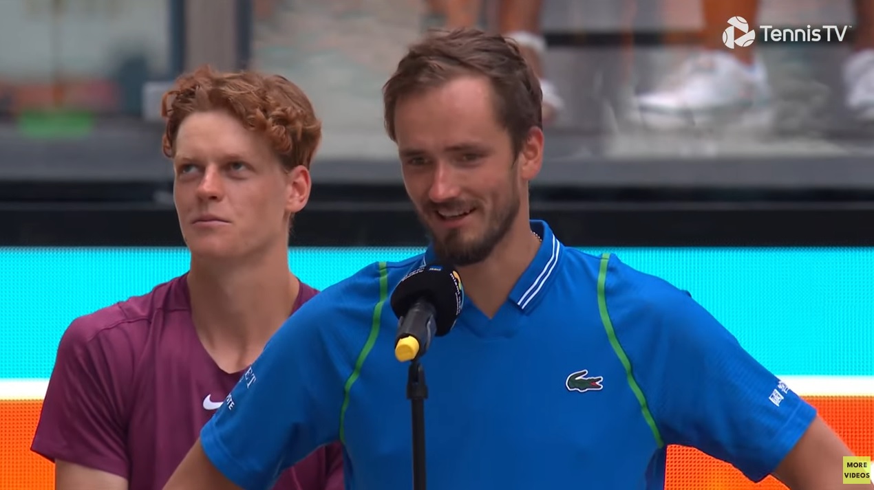 Daniil Medvedev, toujours aussi à l'aise pour faire des discours.