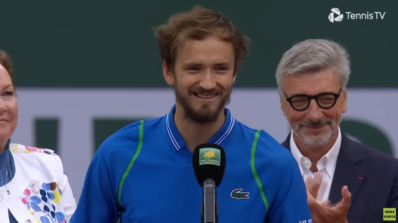 "J'ai une relation assez toxique avec le court." Le discours drôle de Daniil Medvedev après la finale du Masters d'Indian Wells 2023.