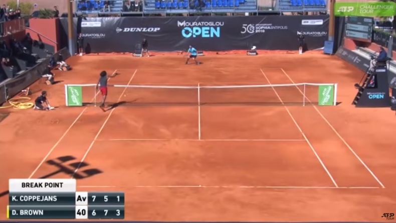 Dustin Brown a joué un tennis d'extraterrestre au Mouratoglou Open 2019.