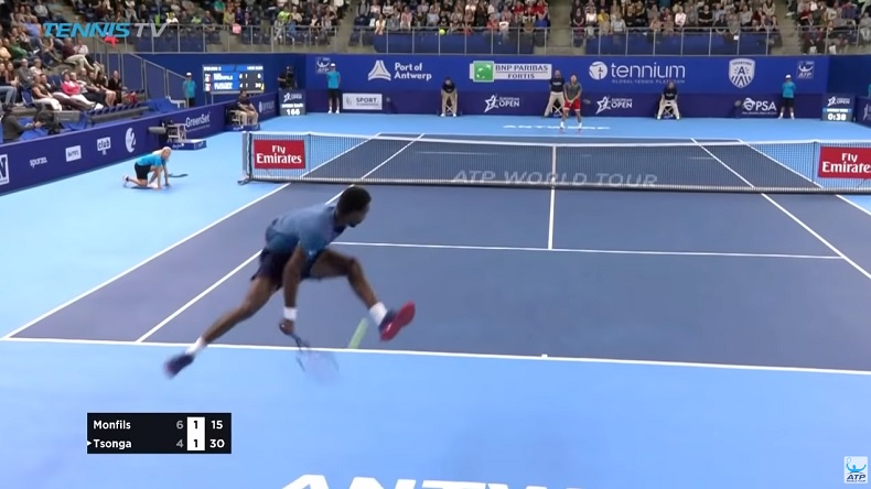 Le tweener sauté de Gaël Monfils au tournoi d'Anvers 2018.