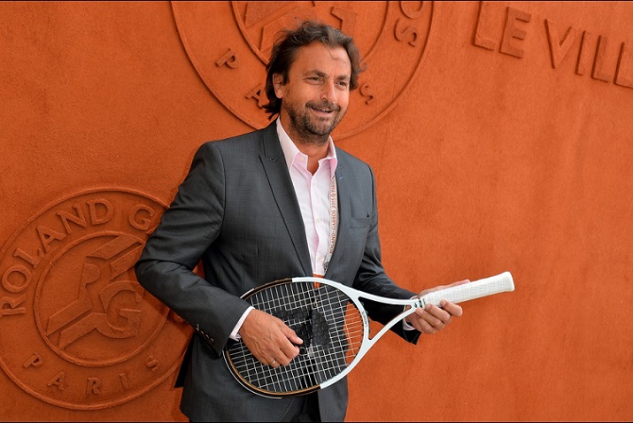 Toujours aussi décontracté Henri Leconte. (© Nicolas Briquet / ABACAPRESS.COM)