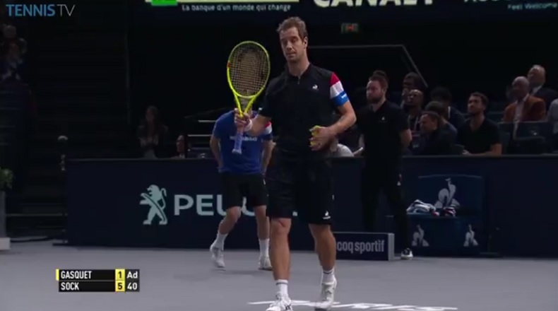 Richard Gasquet remercie Jack Sock pour son geste.
