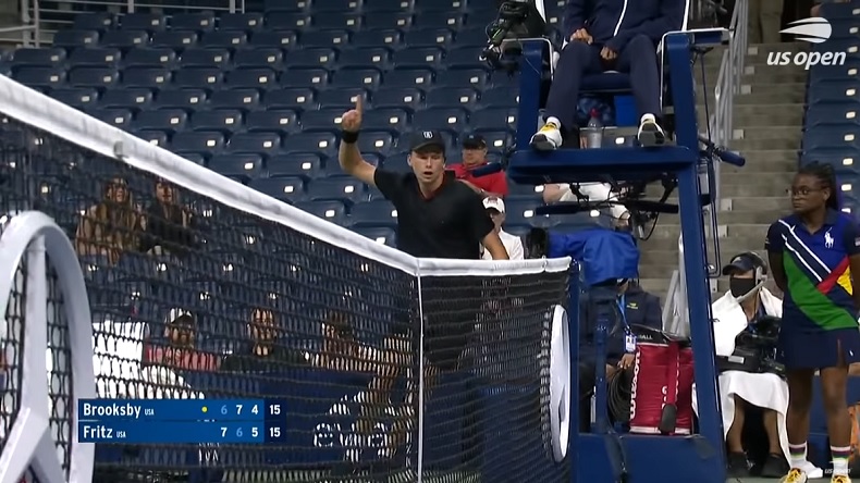 La réaction de Jenson Brooksby après son point génial contre Taylor Fritz à l'US Open 2021.