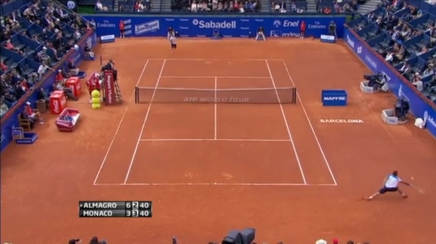 Juan Monaco sort totalement Nicolas Almagro du court