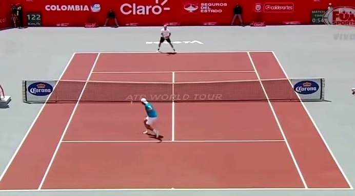 Cette volée rétro de Malek Jaziri est