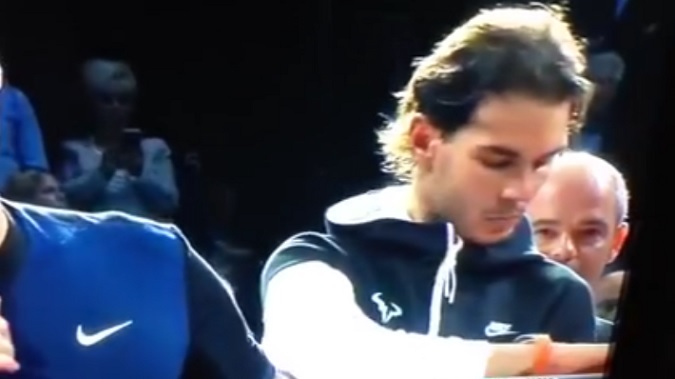 Rafa Nadal est nominé pour le moment insolite de l'année 2015.
