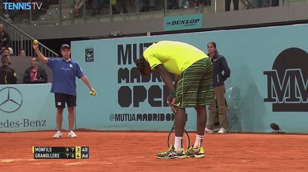 Gaël Monfils est rincé après ce rallye énorme contre Marcel Granollers.