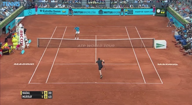 Rafael Nadal fait illusion sur ce point en finale du Masters 1000 de Madrid 2015 mais l'Espagnol a été largement dominé par Andy Murray.