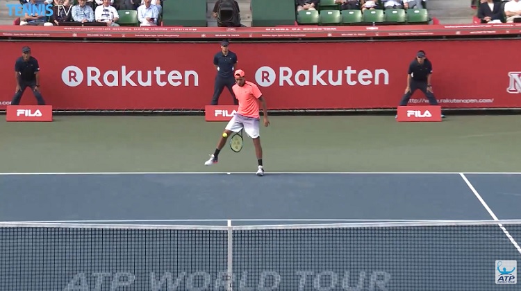 Nick Kyrgios en mode exhibition en quarts de finale du tournoi de Tokyo 2016.