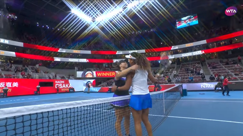 Noami Osaka est la première top 10 de l'histoire à avoir battu Bianca Andreescu.