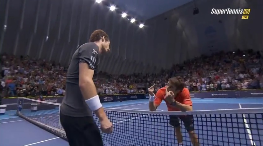 Poignée de main légendaire entre Tommy Robredo et Andy Murray en finale du tournoi de Valence 2014.
