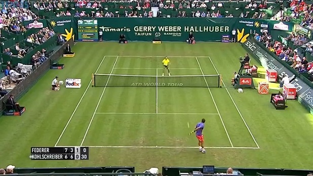 Roger Federer est nominé deux fois pour le trick shot de l'année 2015.