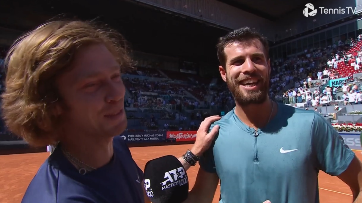 Andrey Rublev et Karen Khachanov étaient heureux et drôles après leur titre au Masters de Madrid 2023.