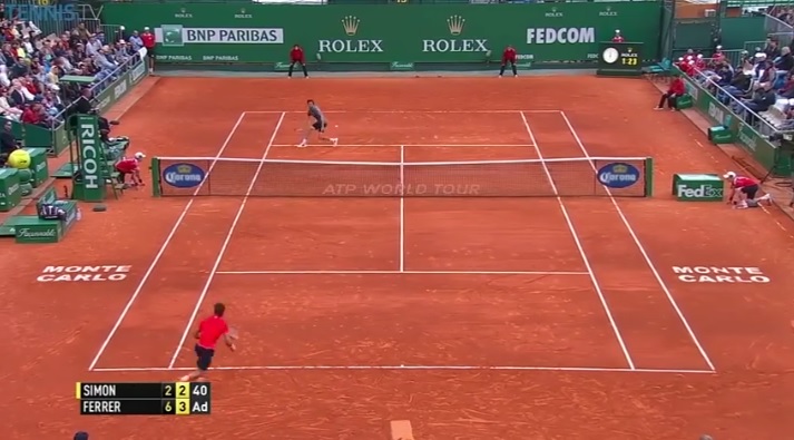 33 frappes, un petit rallye pour David Ferrer et Gilles Simon.