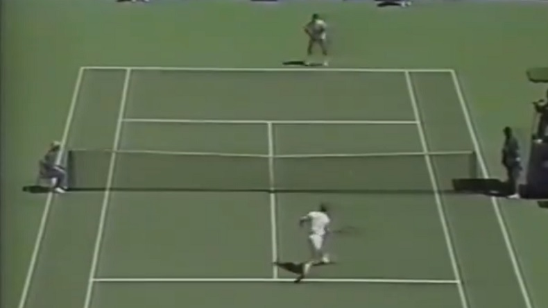 Stefan Edberg, un des plus grands volleyeurs de l'histoire du tennis.