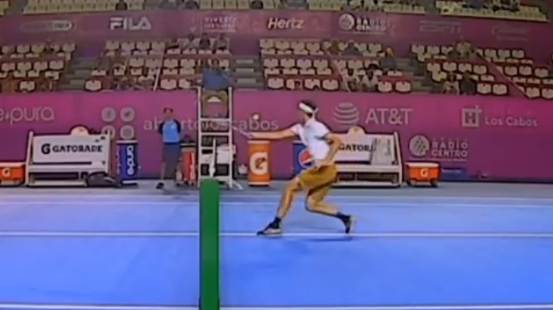 Ce fail de Taylor Fritz à Los Cabos est savoureux.