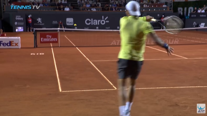 Fernando Verdasco envoie toujours autant en coup droit.