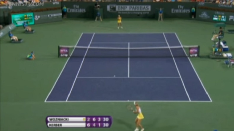 Un rallye de ronds entre Caroline Wozniacki et Angelique Kerber à Indian Wells en 2013