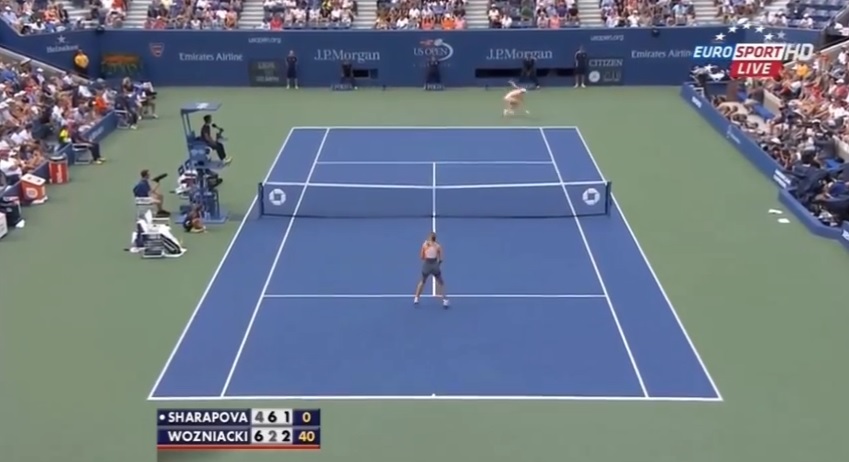 Caroline Wozniacki a été énorme en défense contre Maria Sharapova en huitièmes de finale de l'US Open 2014.