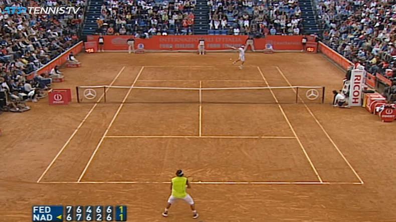 La finale de Rome 2006 était un chef d'oeuvre entre Federer et Nadal. Une bataille épique de 5h05 au suspense incroyable.